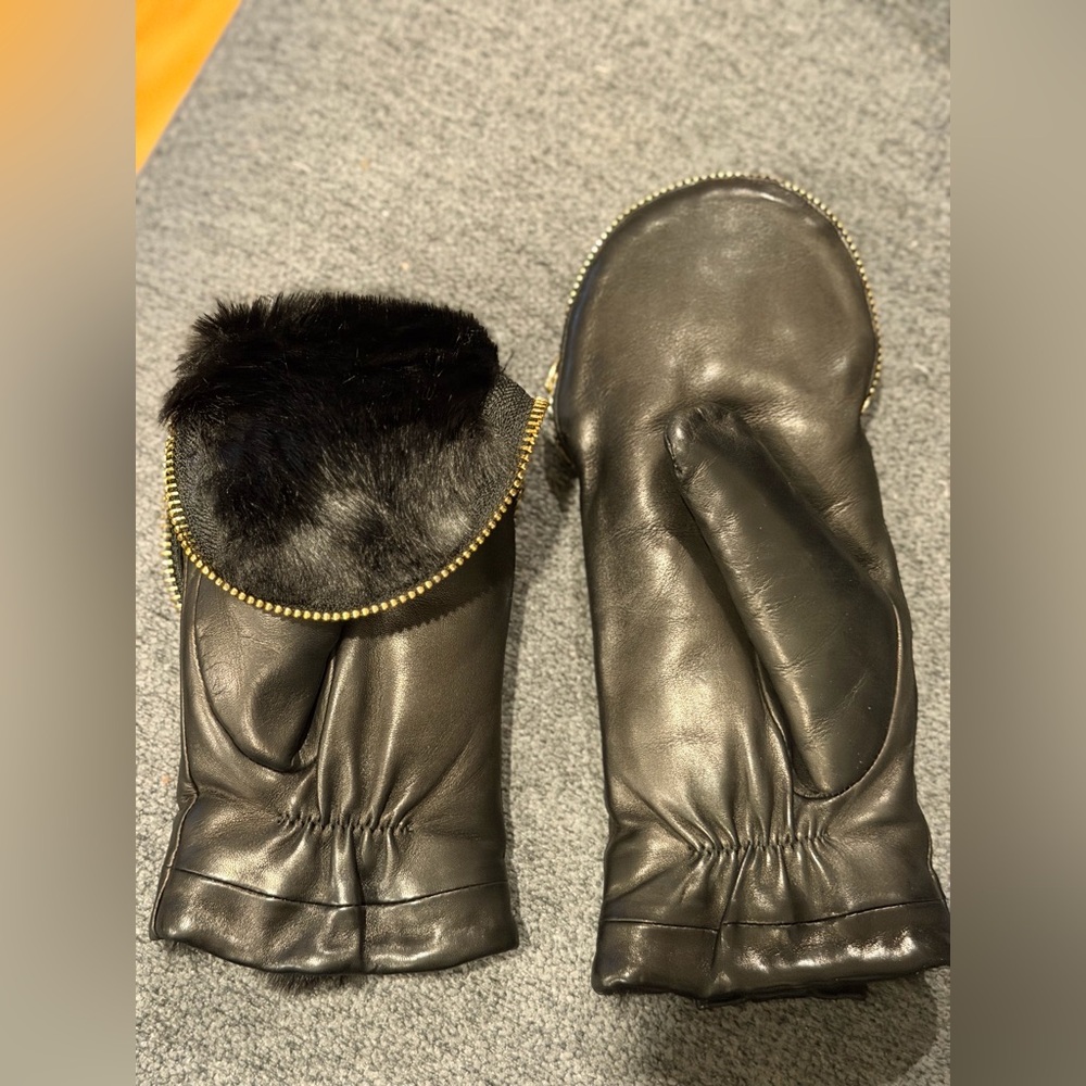 Kate Spade Black Leather Mittens with Fur Detail